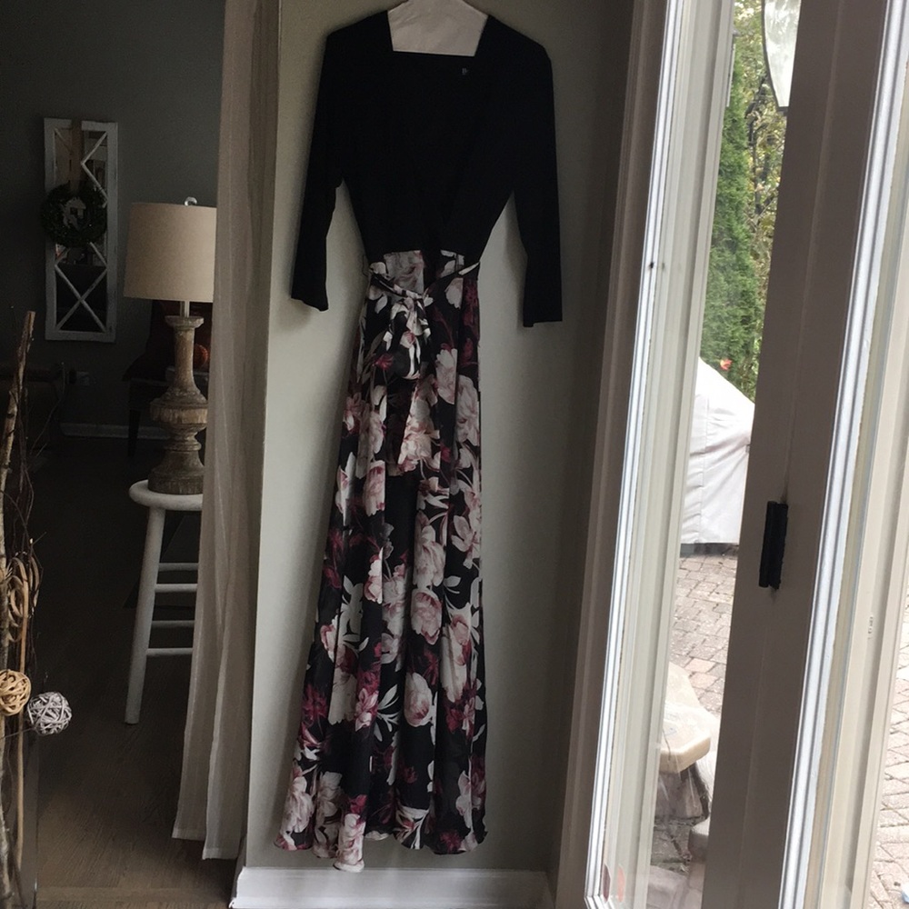 BE BY CHETTA Floor Length Dress